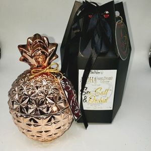 BeeHaven Luxury Scented Candle (Sea Salt & Orchid)